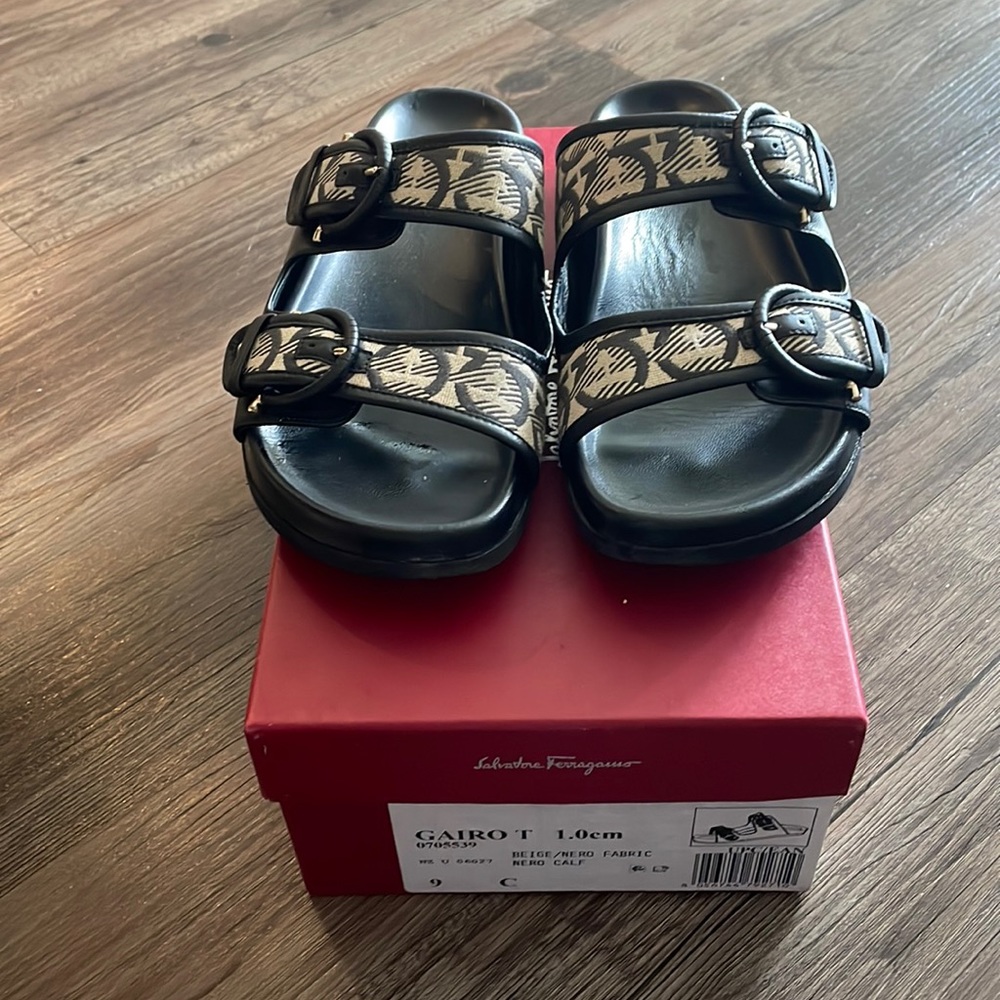 Salvatore ferragamo two strap Gancini sandal